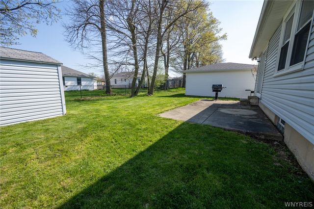 170 Castlewood Drive, Cheektowaga, NY 14227