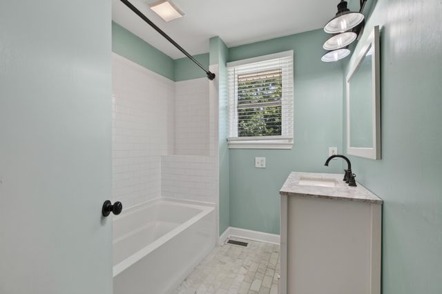 713 Hillbrook Dr, Mount Juliet, TN 37122