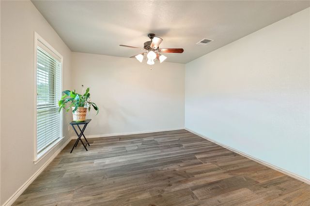 1208 Broadmoor Drive, Bryan, TX 77802