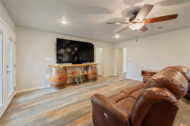 1208 Broadmoor Drive, Bryan, TX 77802