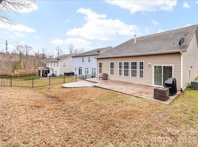 10619 Carver Falls Road, Charlotte, NC 28214