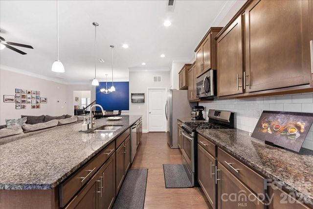 10619 Carver Falls Road, Charlotte, NC 28214