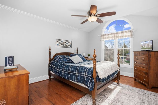 48034 Amanda Drive, Macomb, MI 48044