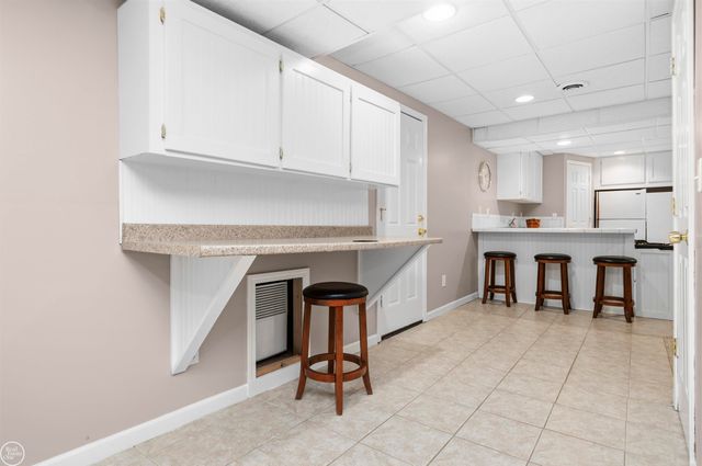 48034 Amanda Drive, Macomb, MI 48044