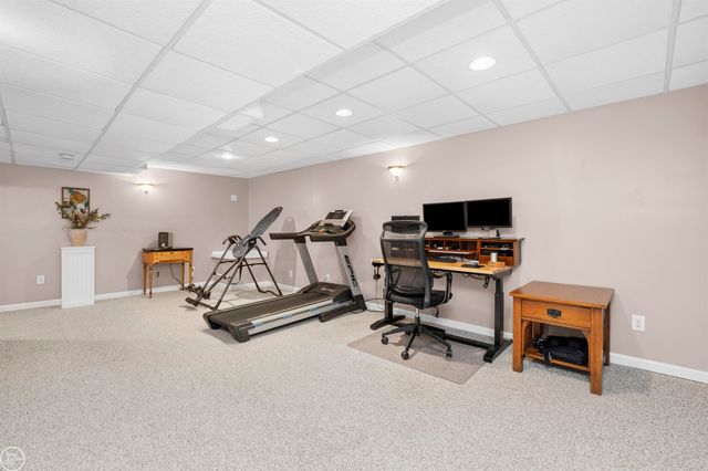 48034 Amanda Drive, Macomb, MI 48044