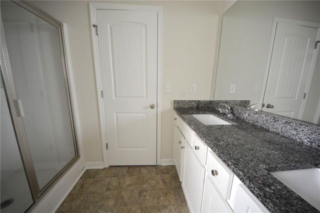 162 Daisy Circle, Mcdonough, GA 30252