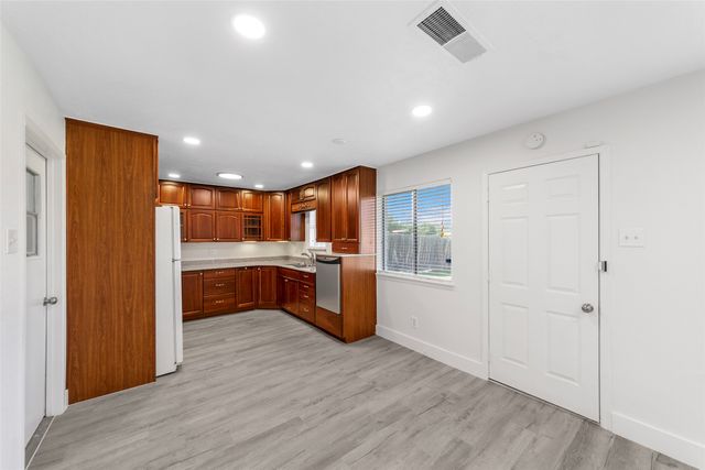 2413 Whippoorwill Drive, Mesquite, TX 75149