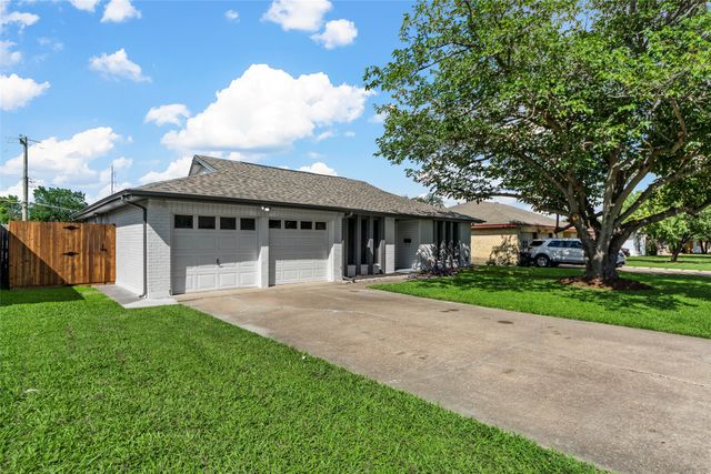 2413 Whippoorwill Drive, Mesquite, TX 75149