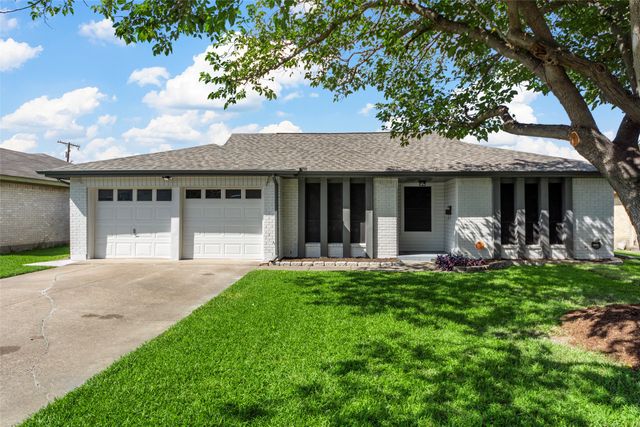 2413 Whippoorwill Drive, Mesquite, TX 75149