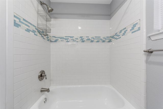 2413 Whippoorwill Drive, Mesquite, TX 75149