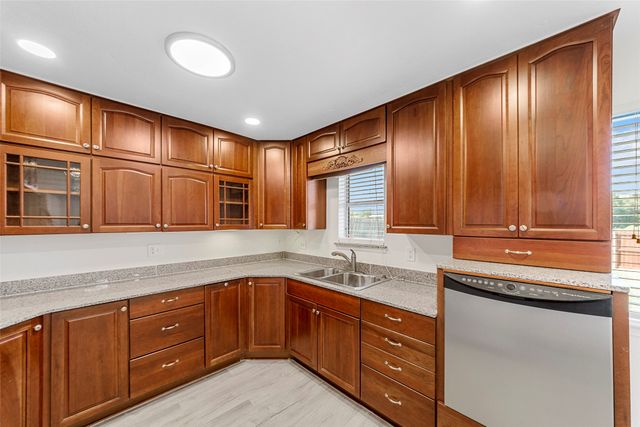 2413 Whippoorwill Drive, Mesquite, TX 75149