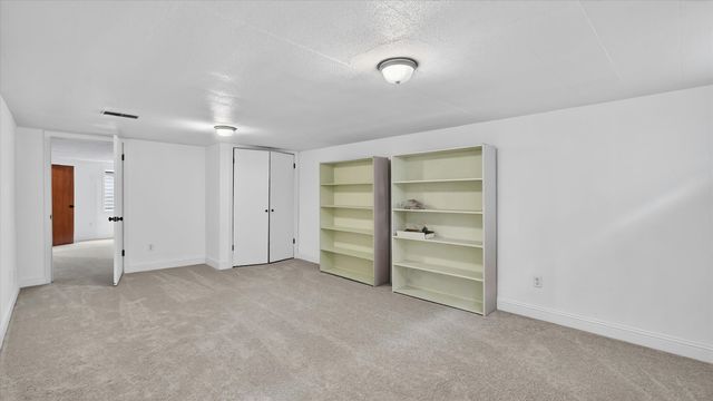 5707 N Ash St, Spokane, WA 99205