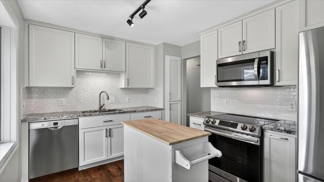 5707 N Ash St, Spokane, WA 99205