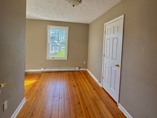 805 SUDBURY ST, Staunton, VA 24401