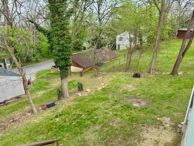 805 SUDBURY ST, Staunton, VA 24401