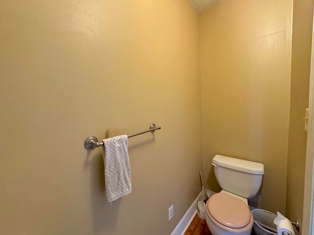 805 SUDBURY ST, Staunton, VA 24401