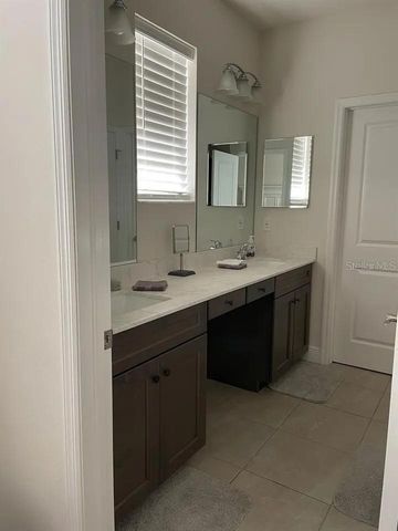 1438 N RIVER CIRCLE, Tarpon Springs, FL 34689