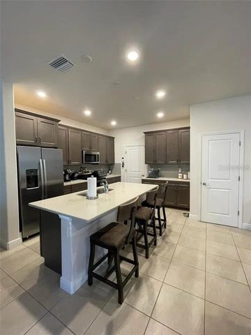 1438 N RIVER CIRCLE, Tarpon Springs, FL 34689