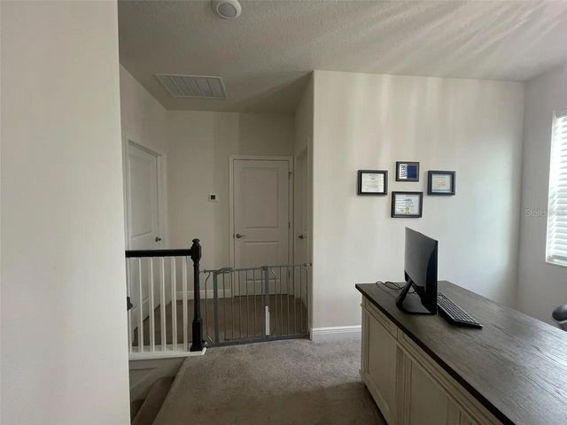 1438 N RIVER CIRCLE, Tarpon Springs, FL 34689