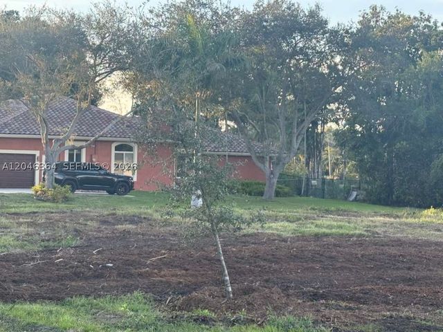 12101 NW 27th Ct, Plantation, FL 33323