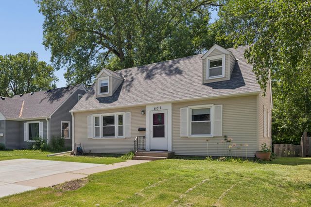 402 Jefferson Avenue S, Edina, MN 55343