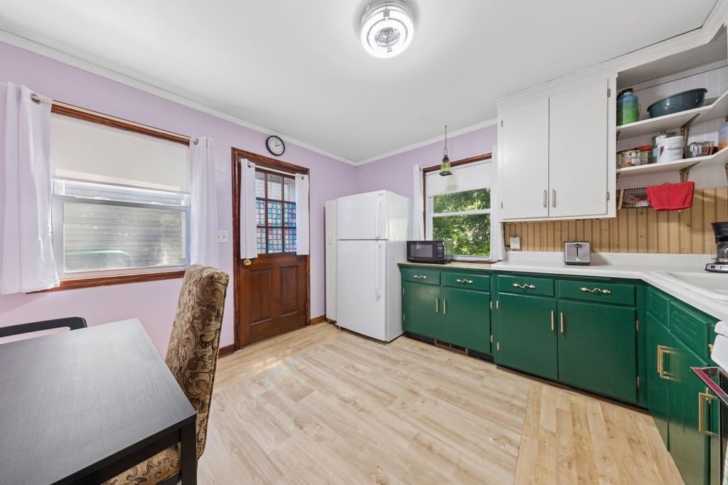 402 Jefferson Avenue S, Edina, MN 55343 — photo 4
