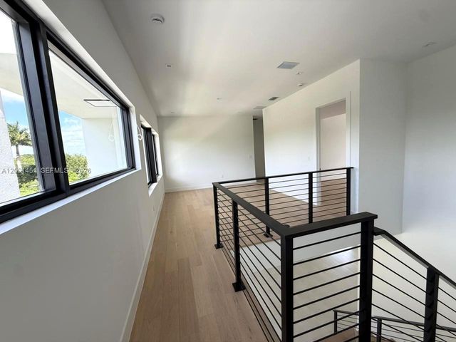 16776 Natures Way, Weston, FL 33326