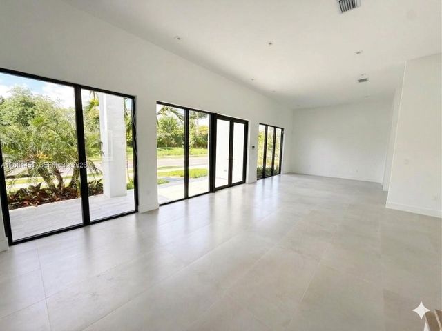16776 Natures Way, Weston, FL 33326