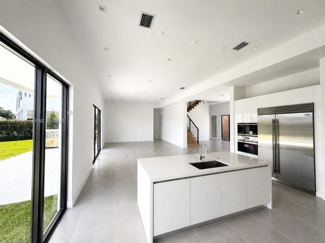 16776 Natures Way, Weston, FL 33326
