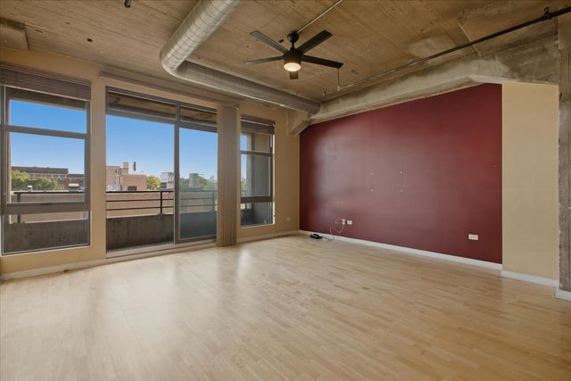 1550 S Blue Island Avenue 412, Chicago, IL 60608