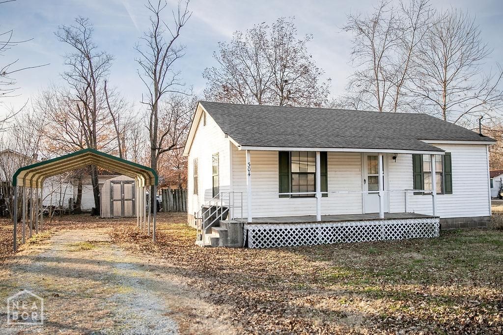 304 N 12th Avenue, Paragould, AR 72450