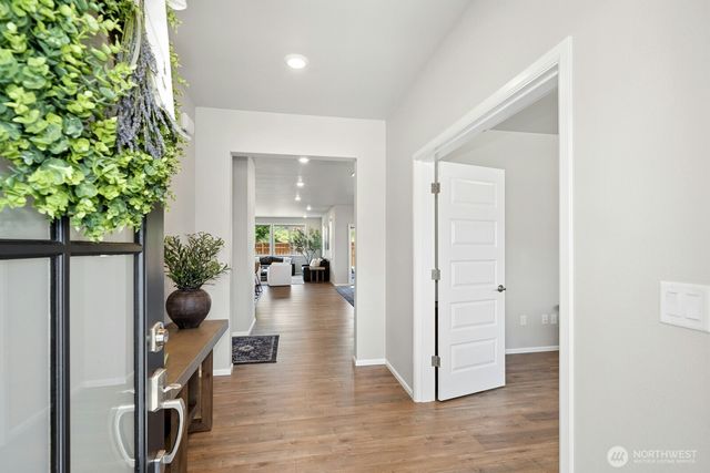 19130 129th Street E, Bonney Lake, WA 98391