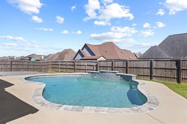 1350 Miss Kyndall, Lumberton, TX 77657