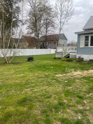 17 Iroquois Avenue, Essex Junction, VT 05452
