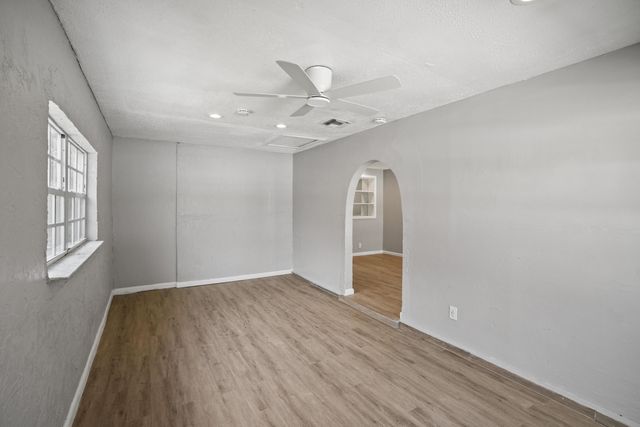 417 SW 8th Avenue, Delray Beach, FL 33444