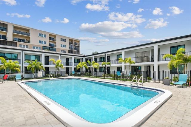 2942 W BAY DRIVE 12, Belleair Bluffs, FL 33770