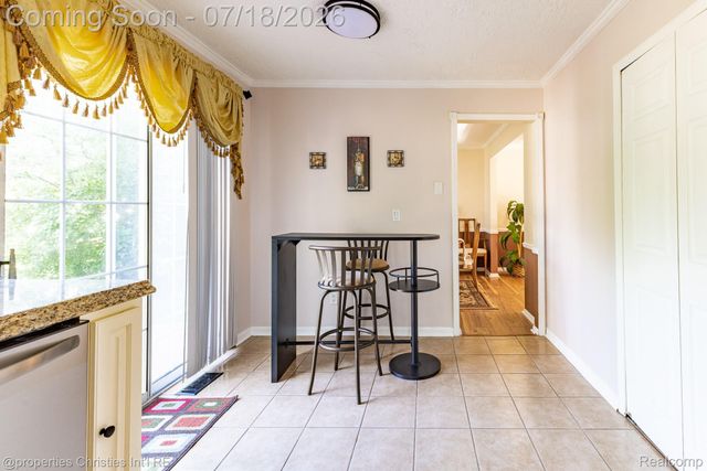 45568 Margate Drive, Macomb Township, MI 48044