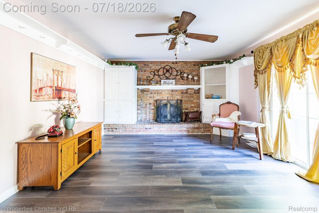 45568 Margate Drive, Macomb Township, MI 48044