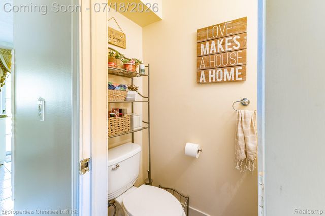 45568 Margate Drive, Macomb Township, MI 48044