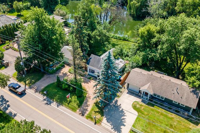 5801x Interlachen Boulevard, Edina, MN 55436