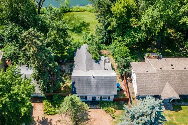 5801x Interlachen Boulevard, Edina, MN 55436