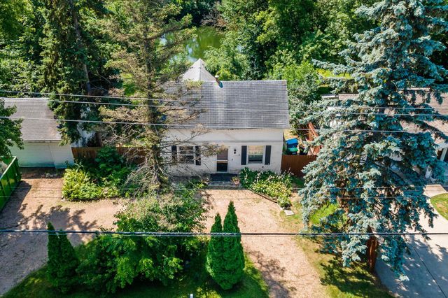 5801x Interlachen Boulevard, Edina, MN 55436
