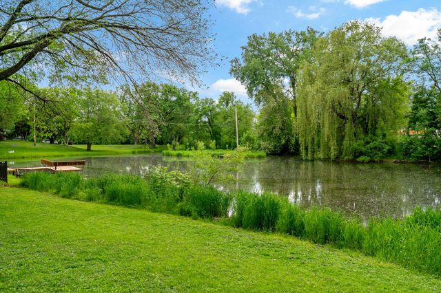 5801x Interlachen Boulevard, Edina, MN 55436