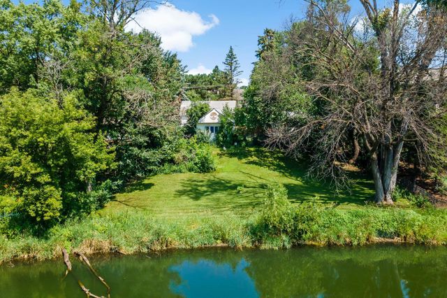 5801x Interlachen Boulevard, Edina, MN 55436