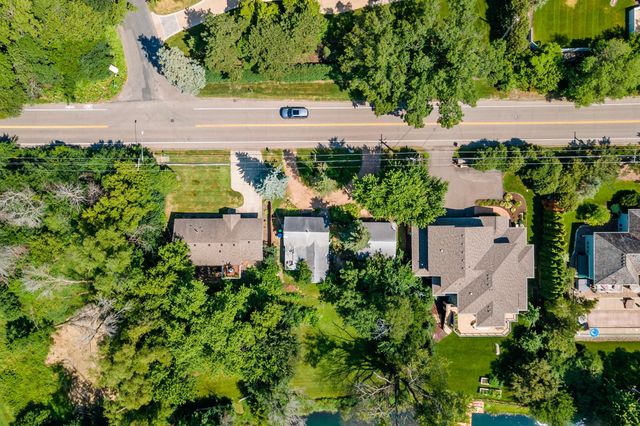 5801x Interlachen Boulevard, Edina, MN 55436