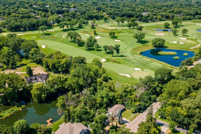 5801x Interlachen Boulevard, Edina, MN 55436