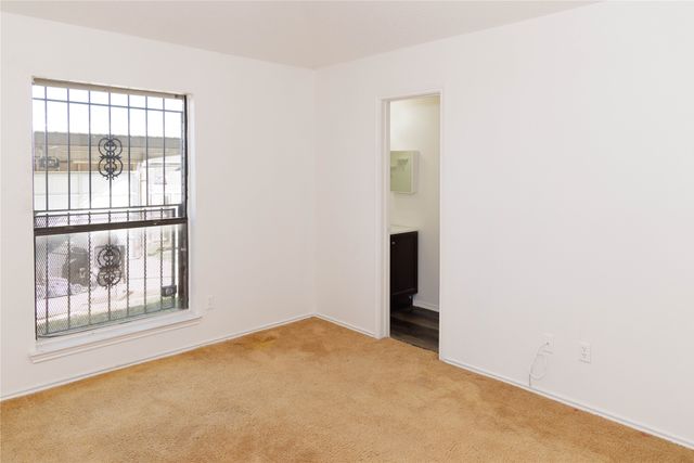 2910 Tanglewood Drive, Lancaster, TX 75134