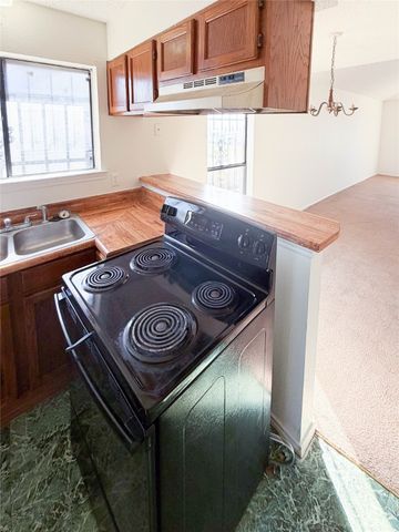 2910 Tanglewood Drive, Lancaster, TX 75134