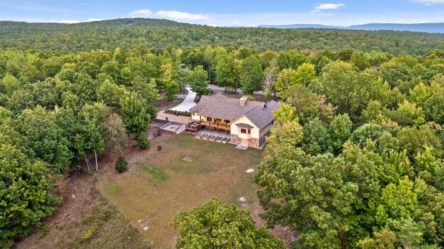 2620 Hobbstown Road, Dunlap, TN 37327