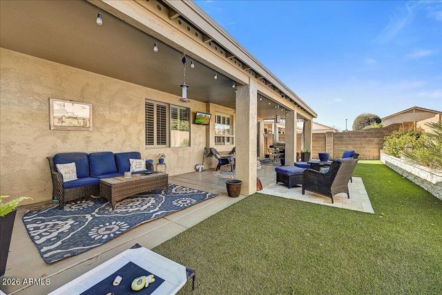 18068 W Camino Real Drive, Surprise, AZ 85374